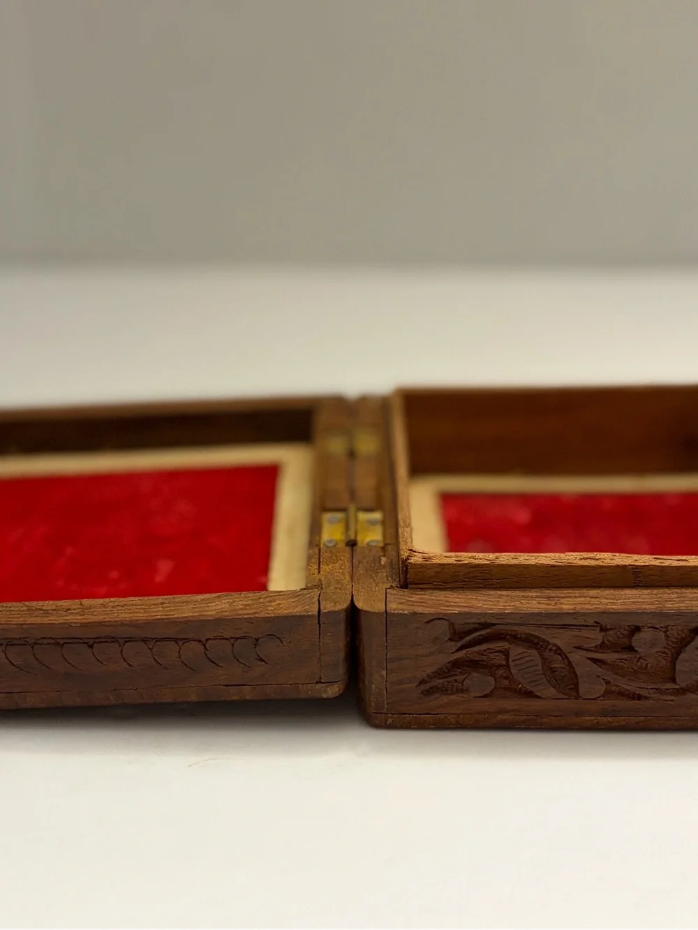 Vintage Indian Rosewood Keepsake Box w/ Original Artisan Label 1970s
